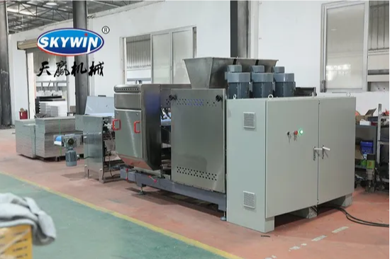 L&iacute;nea de producci&oacute;n de m&aacute;quinas de fabricaci&oacute;n de galletas pretzel Skywin, m&aacute;quina de refrigerios